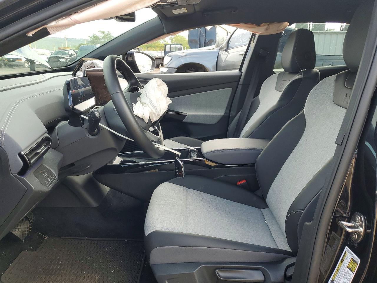 2025 Volkswagen Id.4 - Фото 7