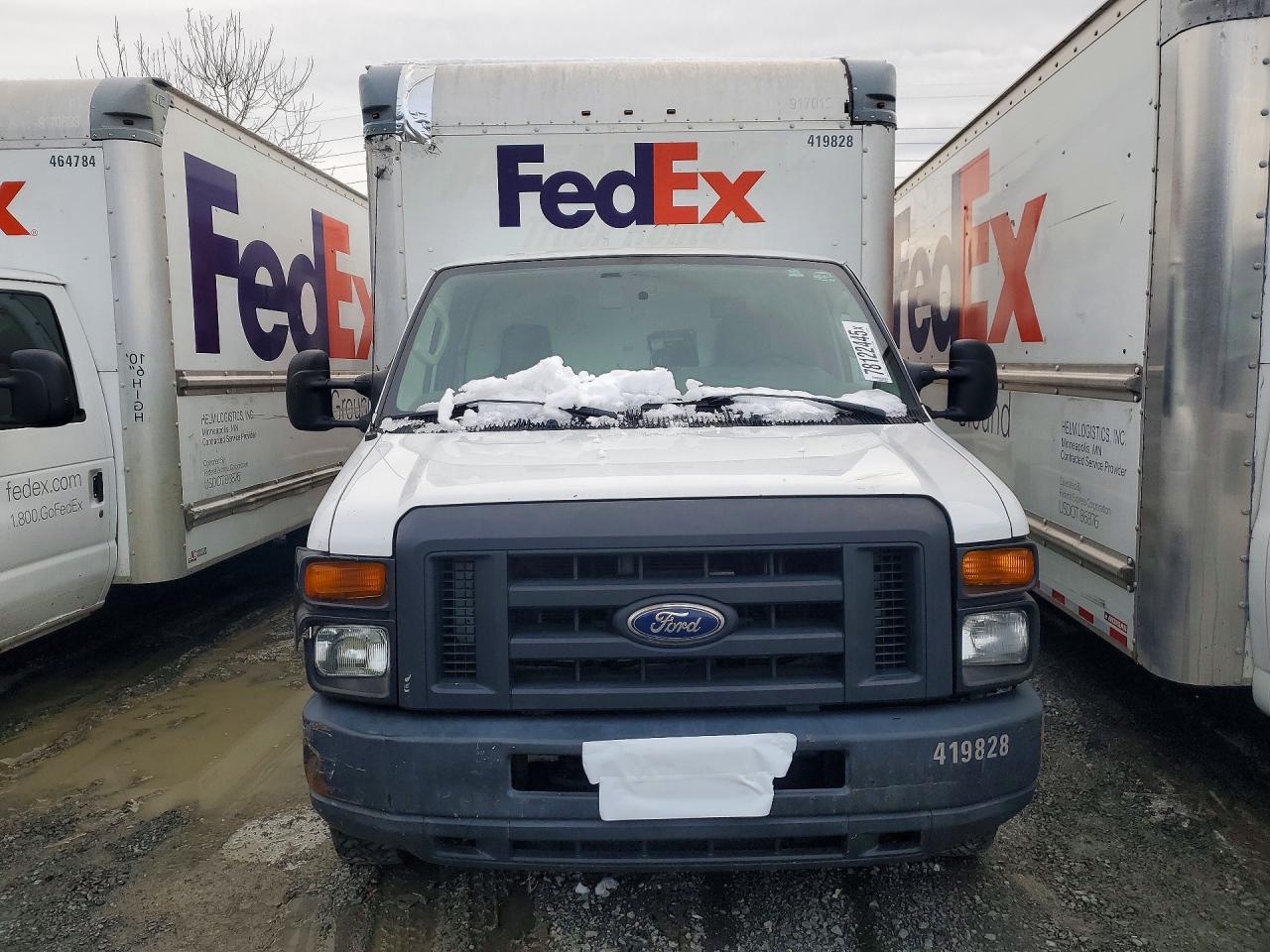 2015 Ford E350 Box Truck - Фото 5