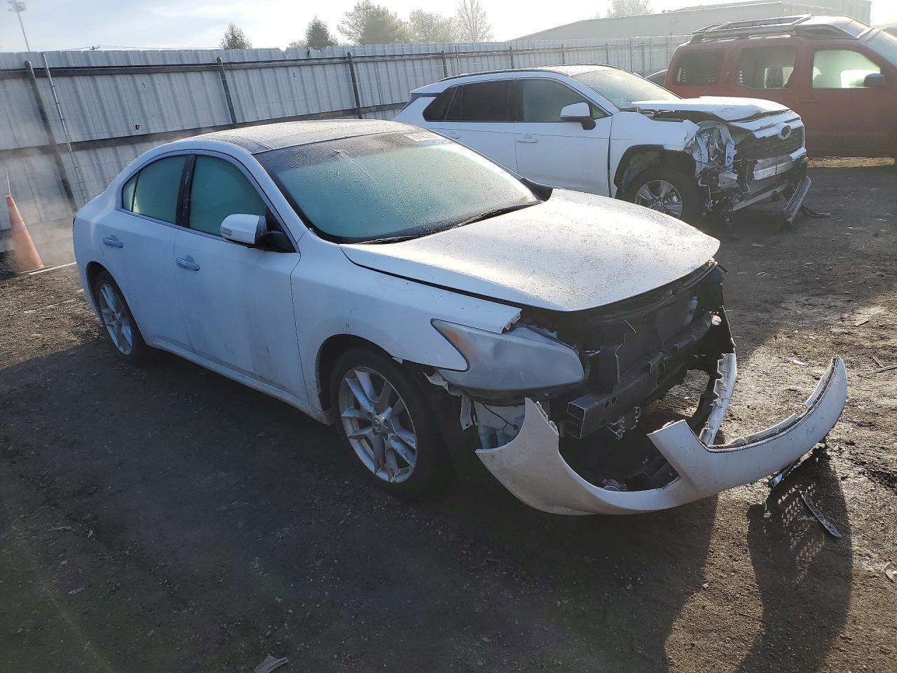 2010 Nissan Maxima 3.5 S - Фото 4