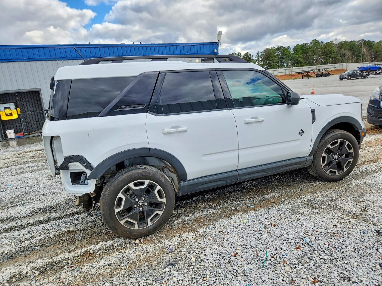 2023 Ford Bronco Sport Outer Banks - Фото 3