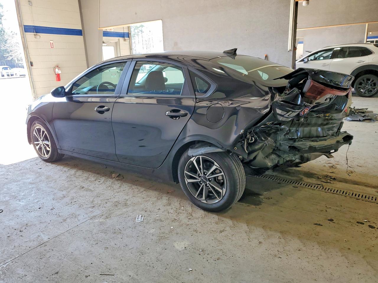 2024 Kia Forte Lx - Фото 2