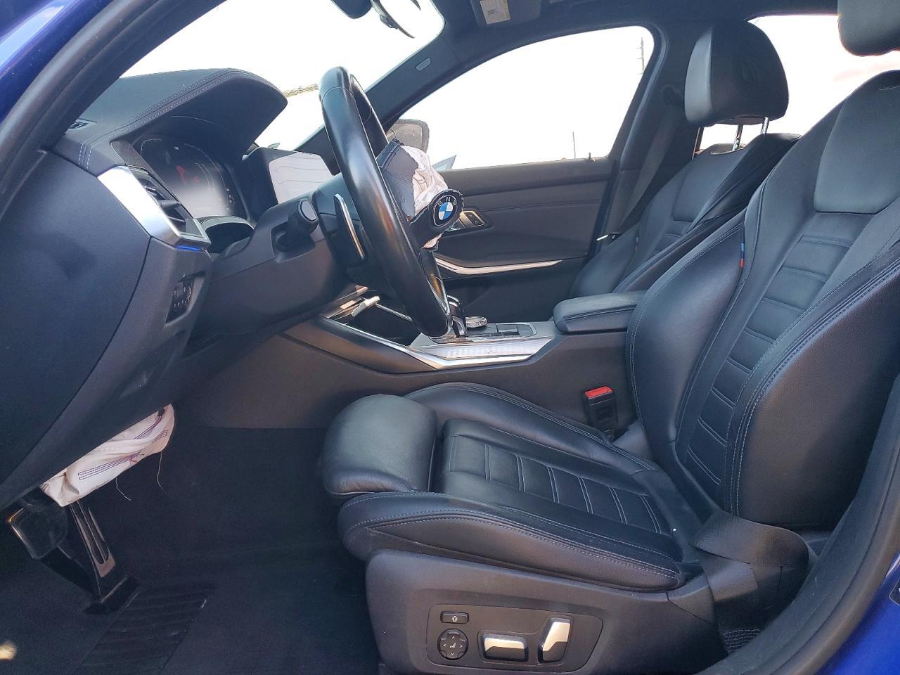 2019 BMW 330Xi - Фото 7