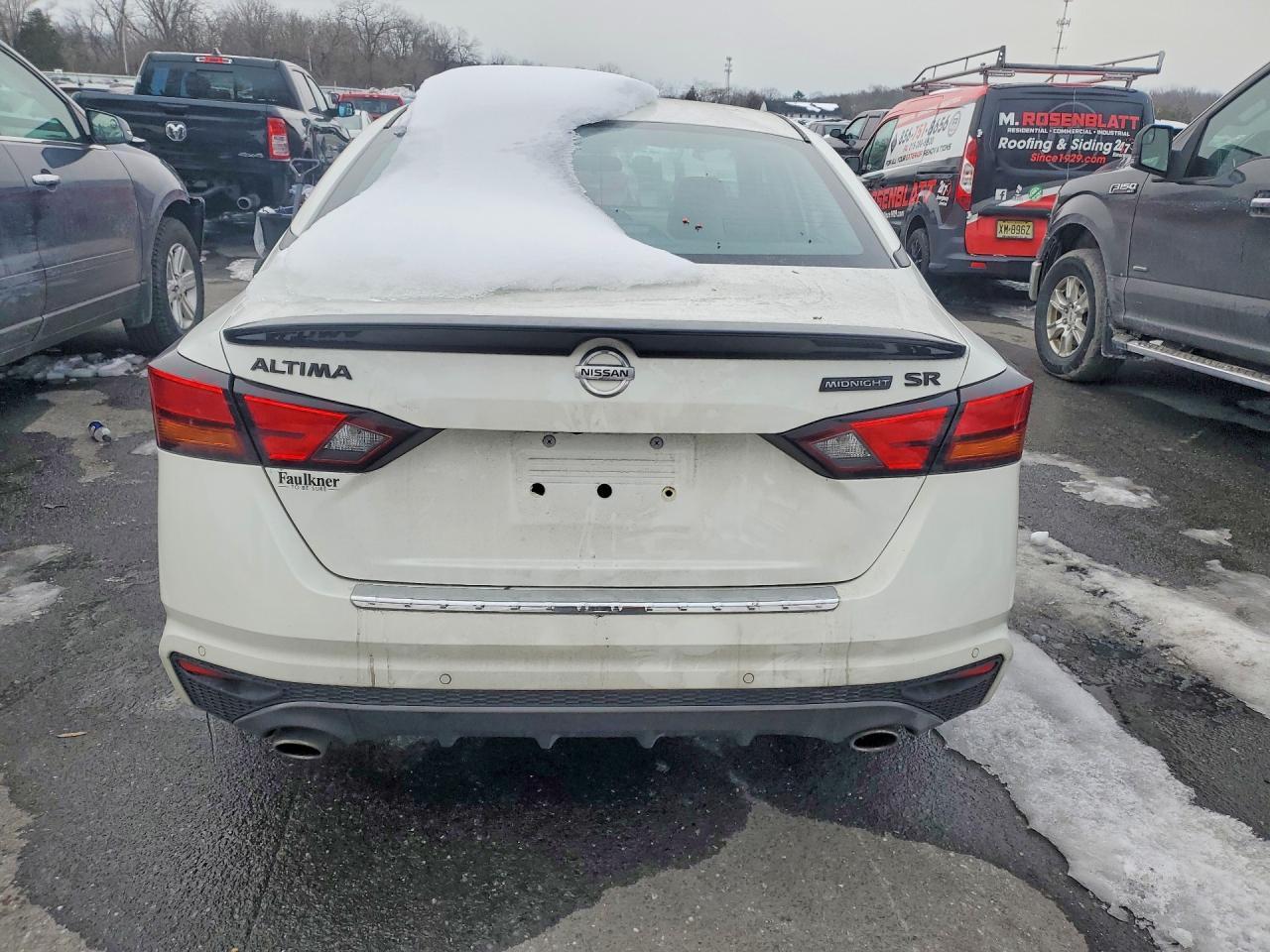 2022 Nissan Altima Sr - Image 6