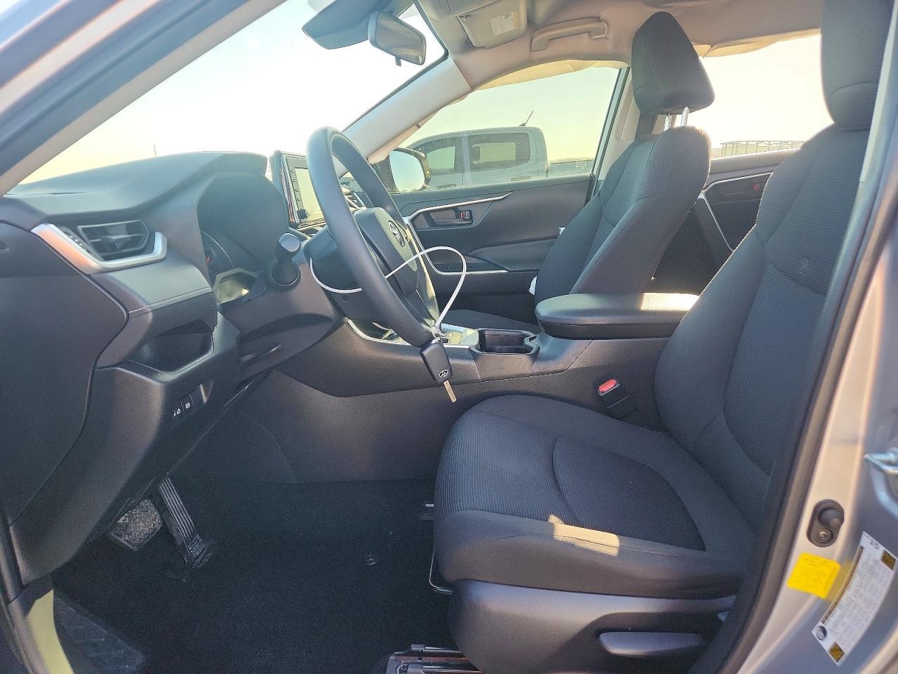 2019 Toyota Rav4 Le - Фото 7