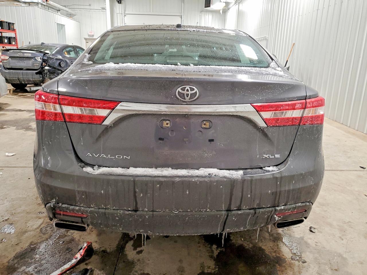 2015 Toyota Avalon Xle - Image 6