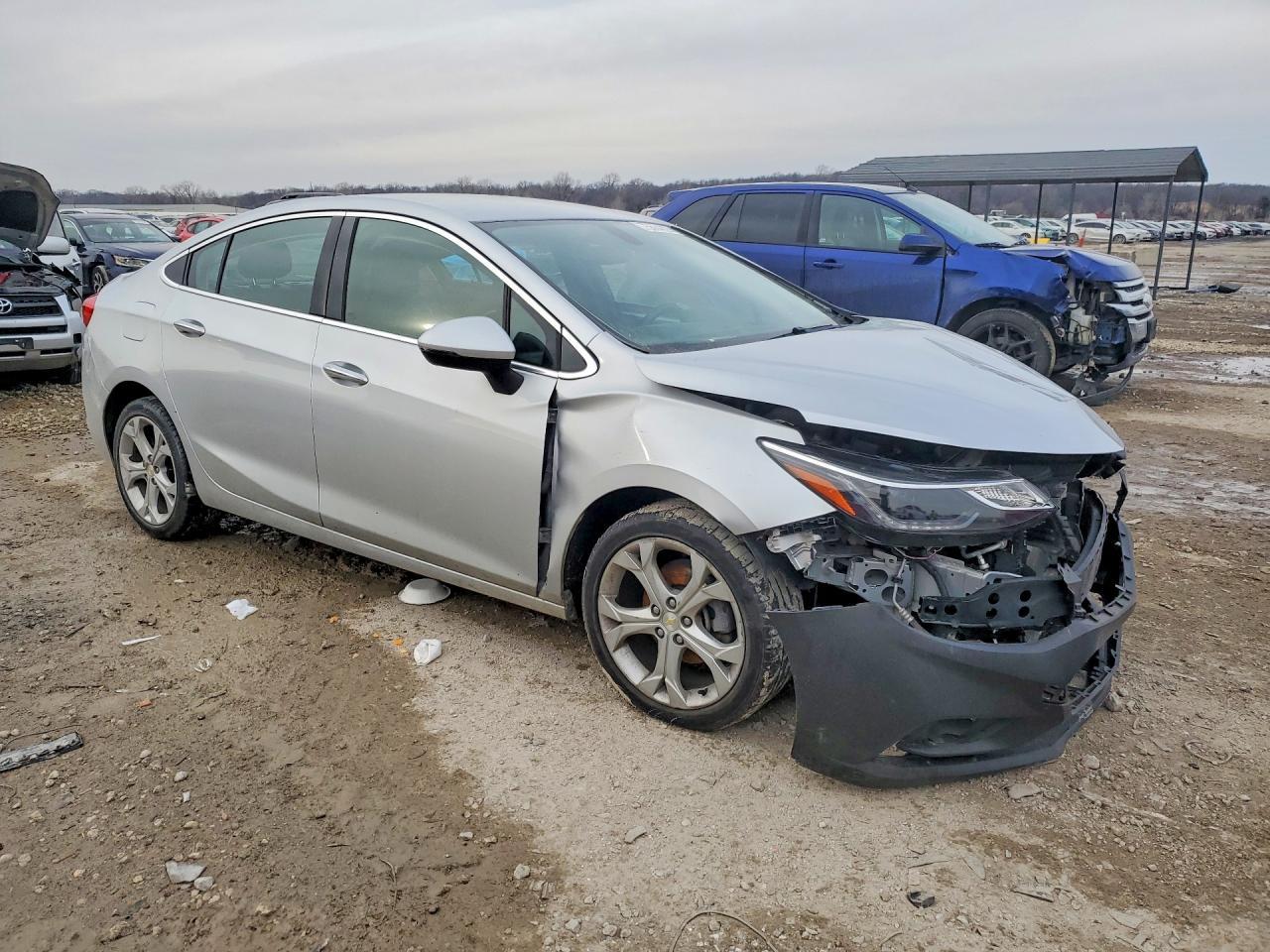 2017 Chevrolet Cruze Premier - Фото 4