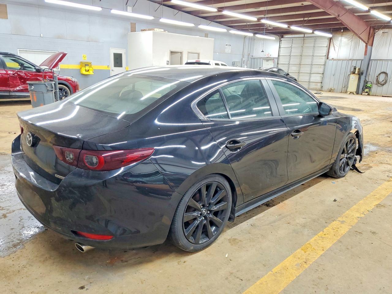 2025 Mazda 3 Select Sport - Image 3