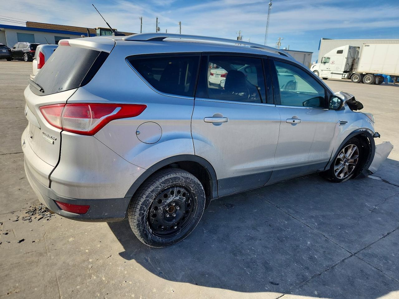 2015 Ford Escape Titanium - Image 3