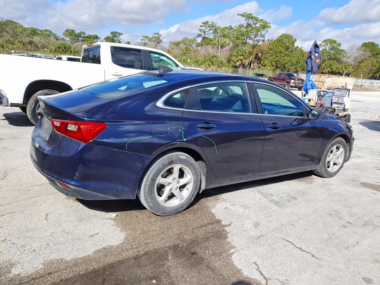 2016 Chevrolet Malibu Ls - Image 3