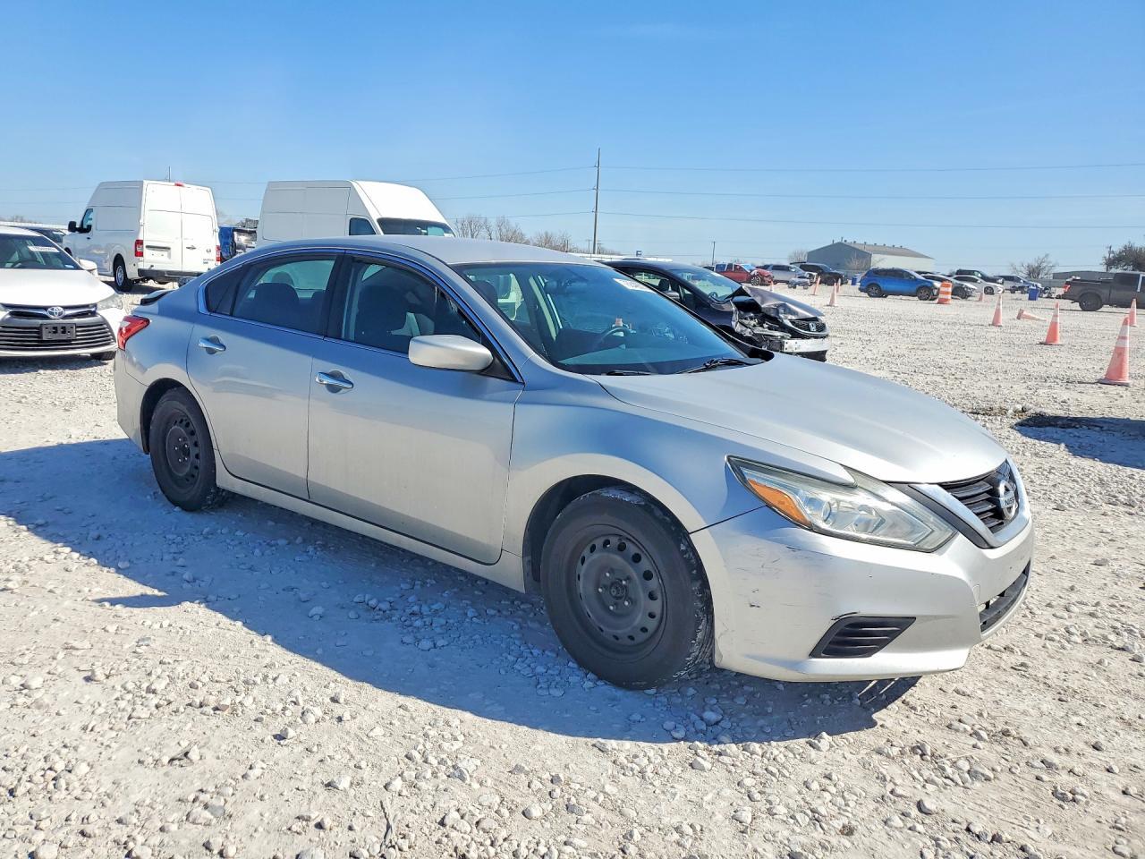 2016 Nissan Altima 2.5 S - Фото 4