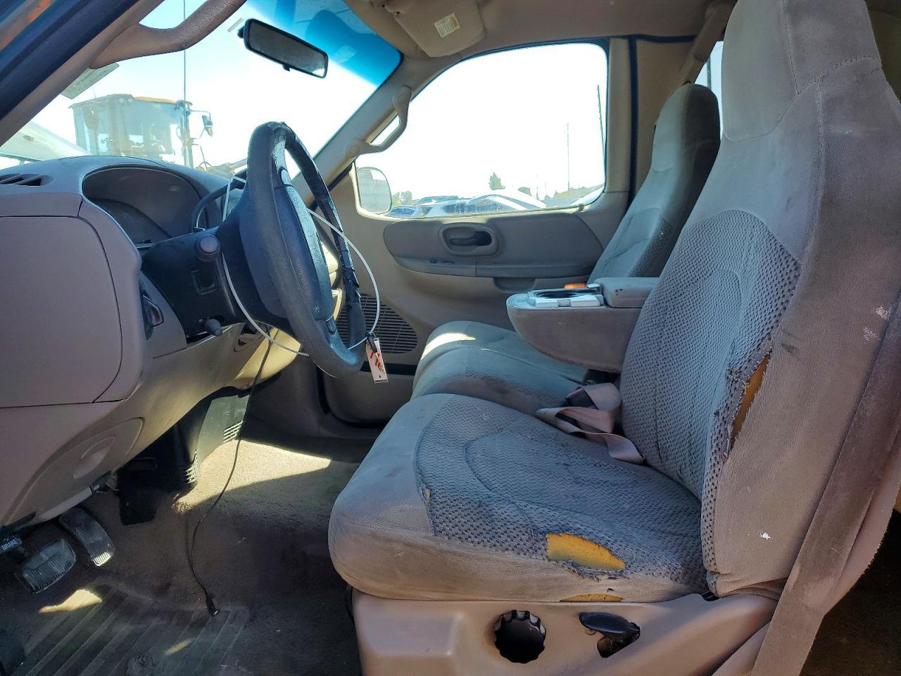 2000 Ford F150 - Image 7