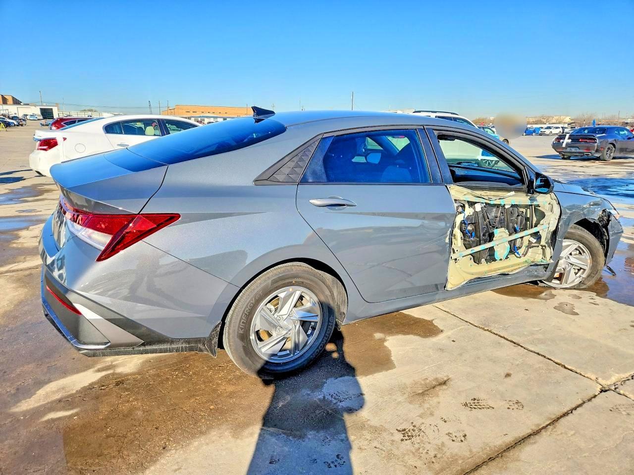 2026 Hyundai Elantra Se - Фото 3