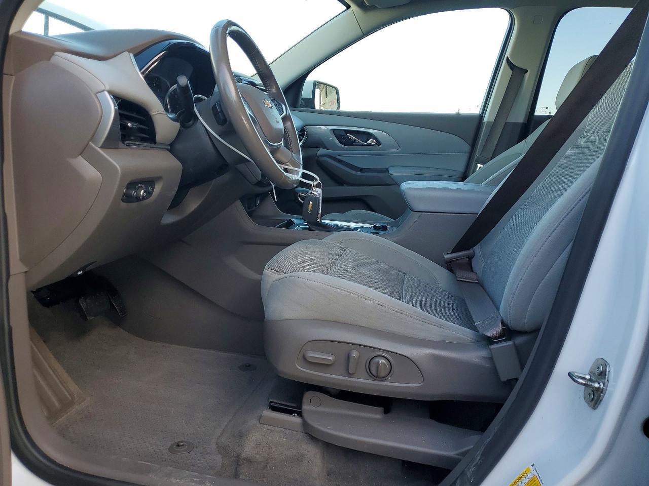 2021 Chevrolet Traverse Lt - Фото 7