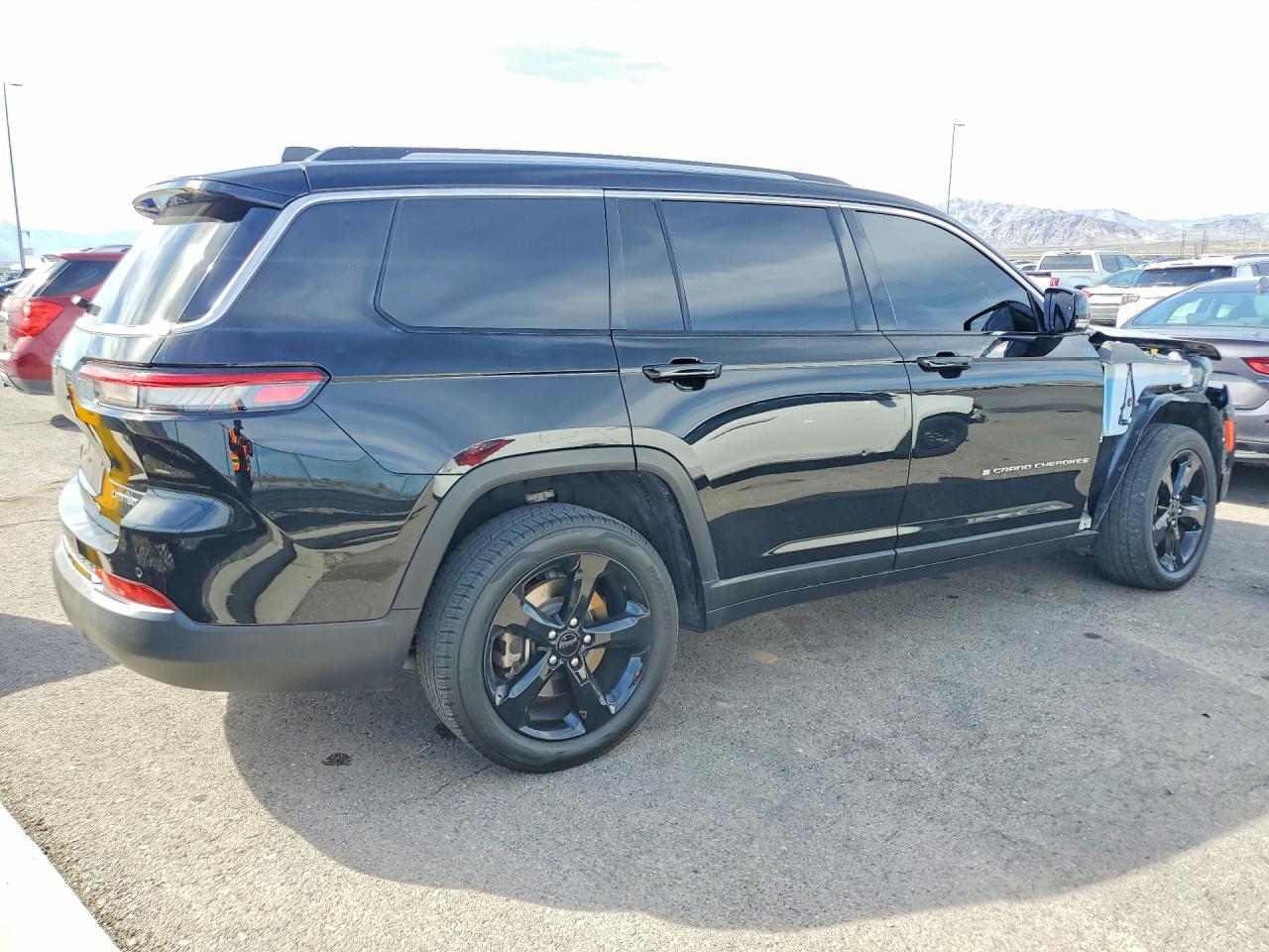 2021 Jeep Grand Cherokee L Limited - Image 3