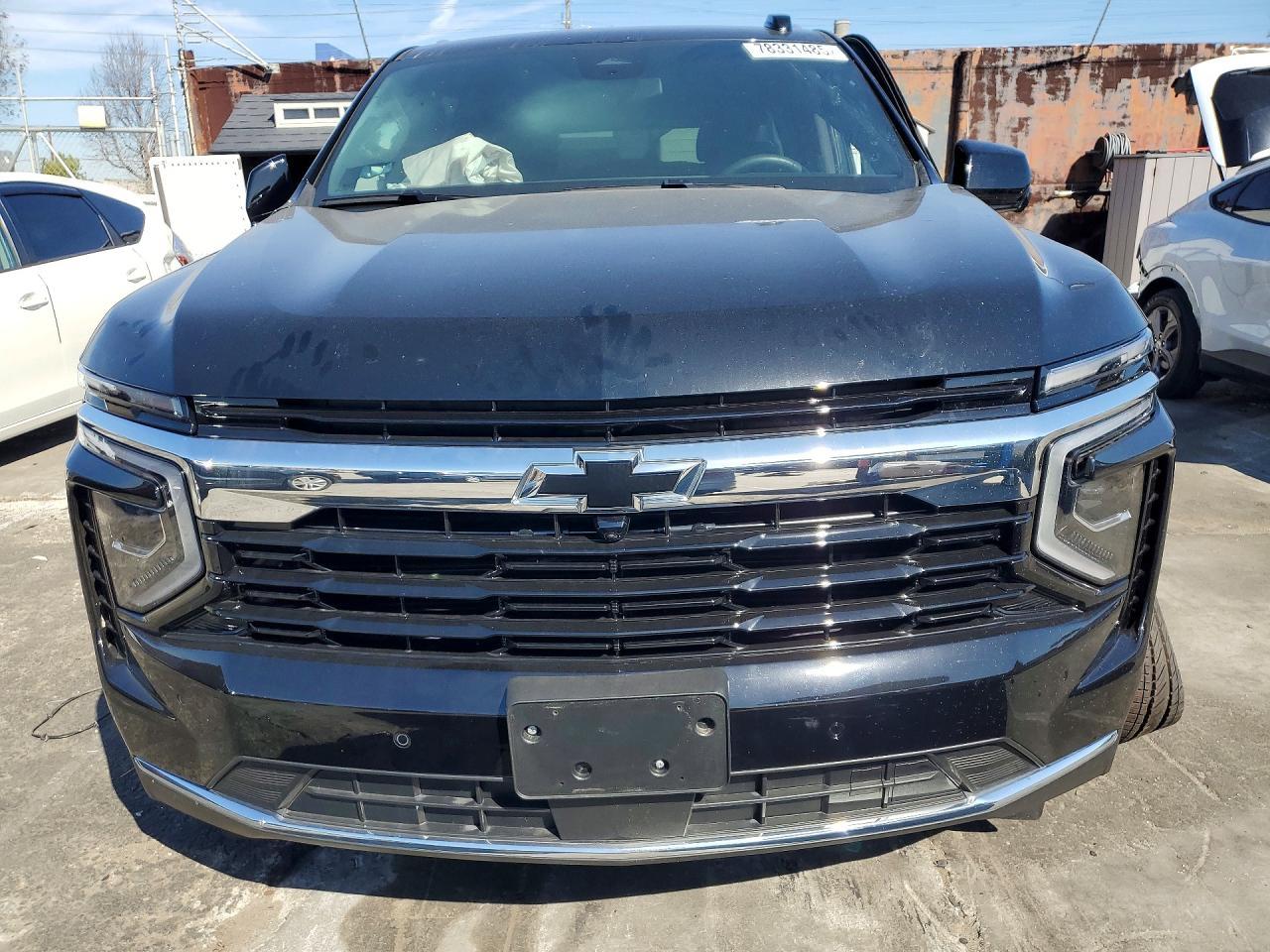 2025 Chevrolet Suburban C1500 Ls - Image 5