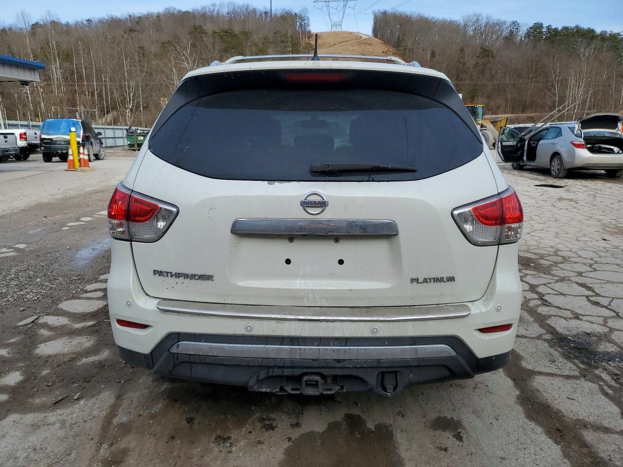 2014 Nissan Pathfinder S - Фото 6
