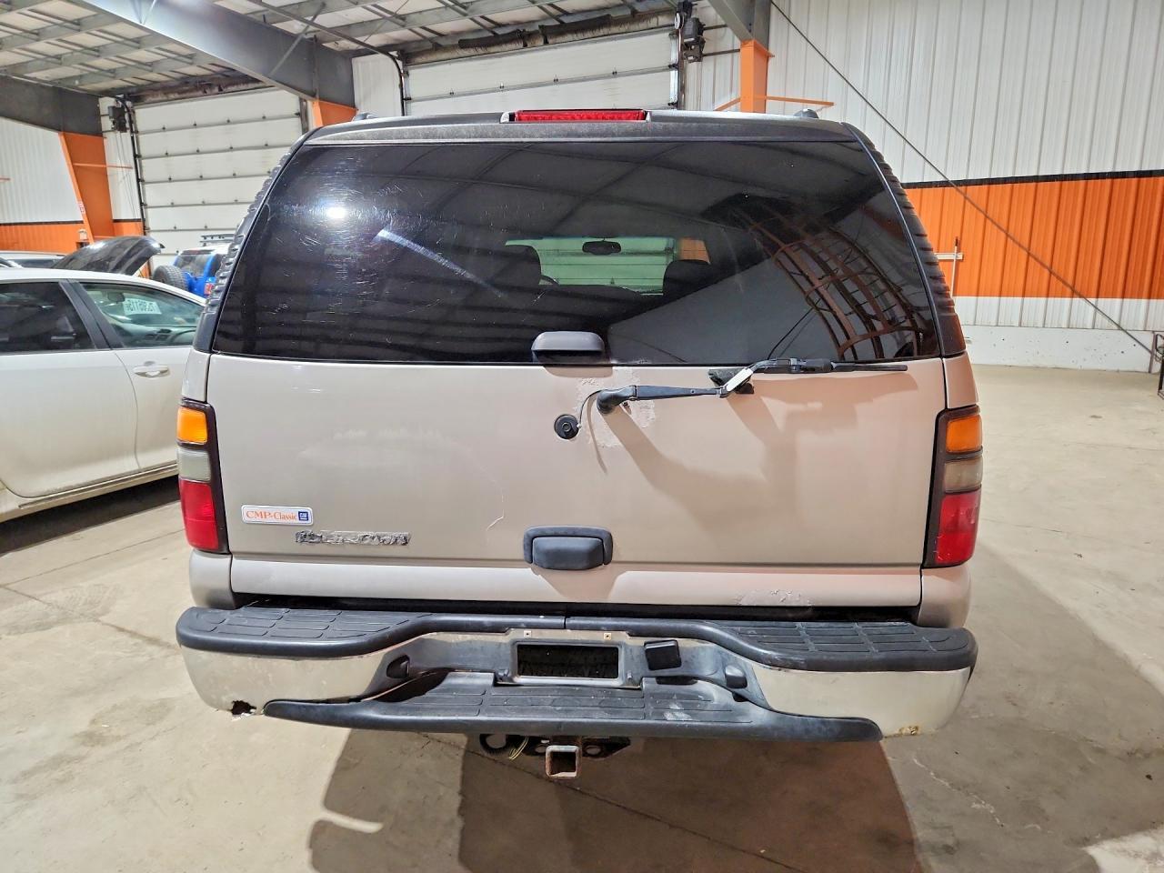 2006 Chevrolet Suburban K1500 - Image 6