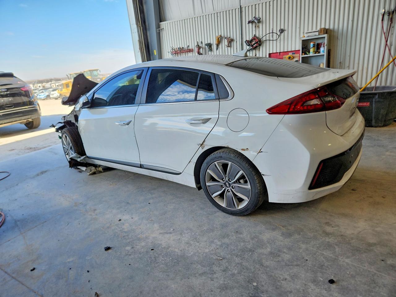 2018 Hyundai Ioniq Limited - Фото 2