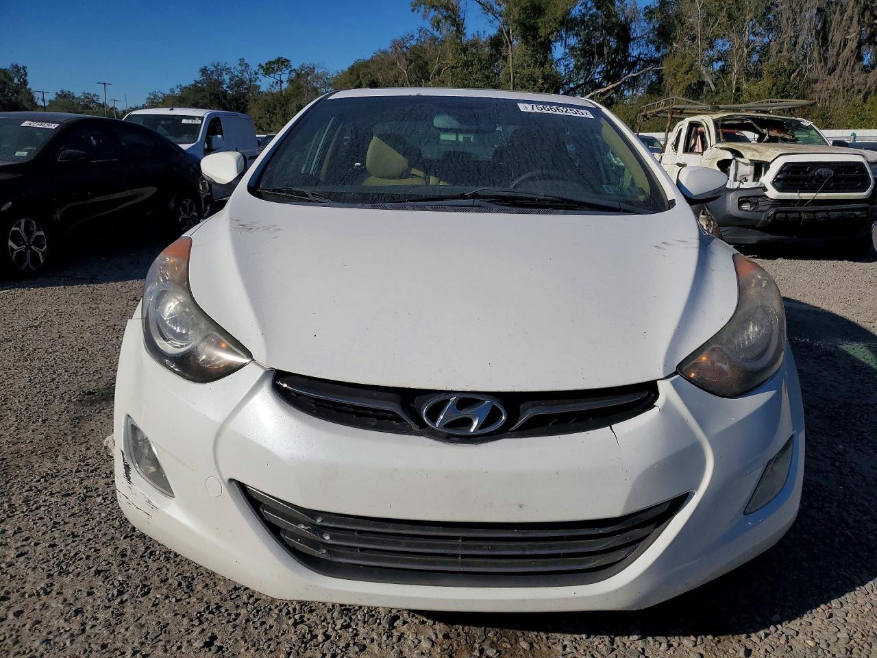 2012 Hyundai Elantra Gls - Image 5