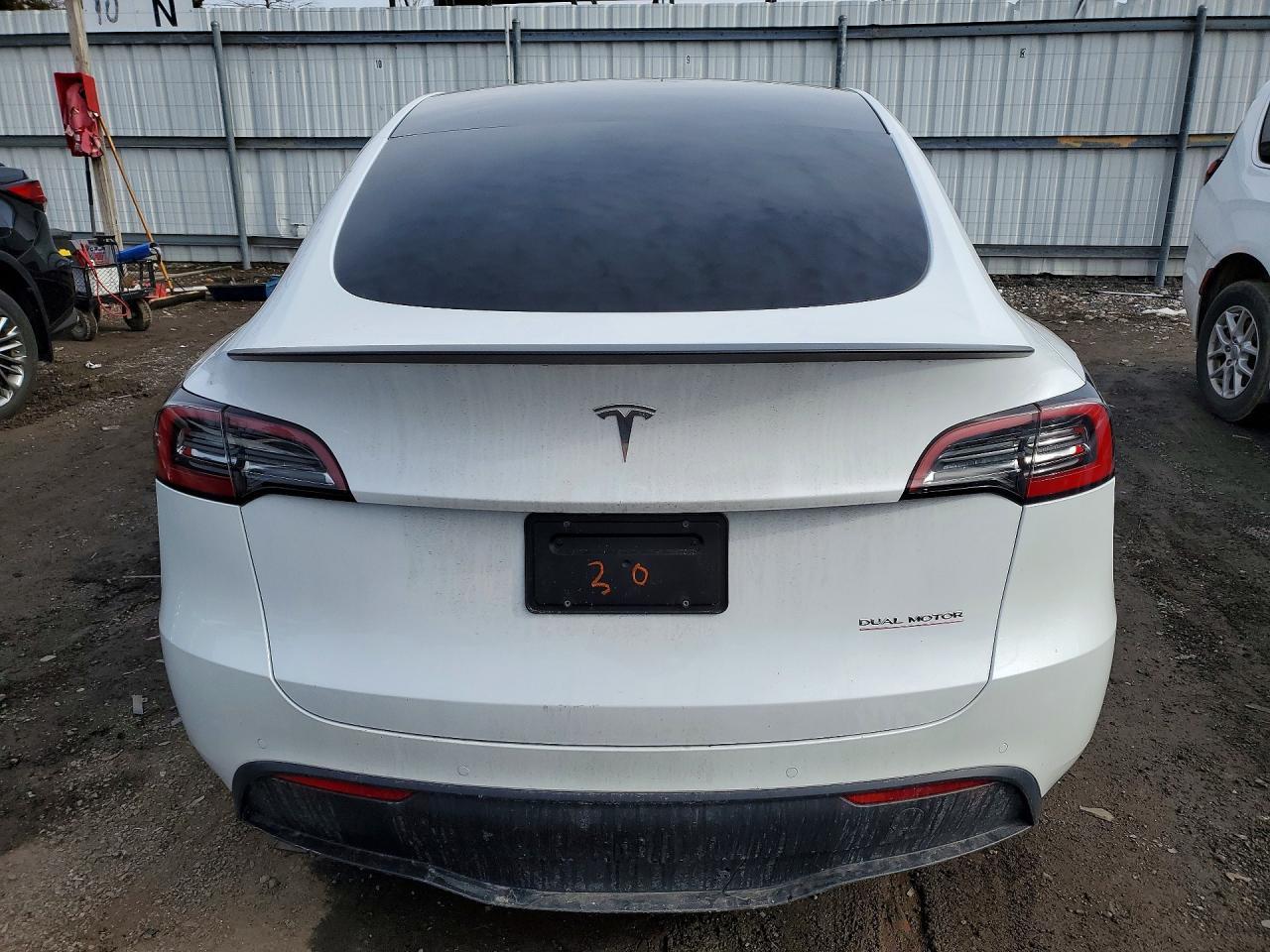 2022 Tesla Model Y - Image 6