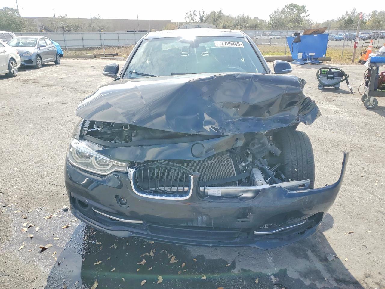 2018 BMW 330 I - Image 5