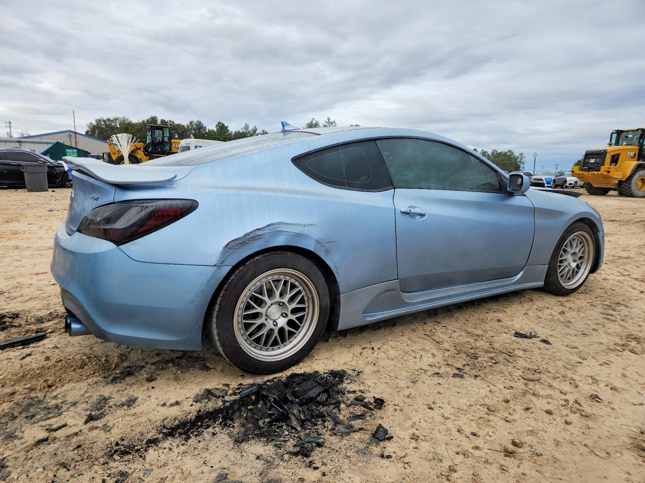 2012 Hyundai Genesis Coupe 2.0T - Image 3
