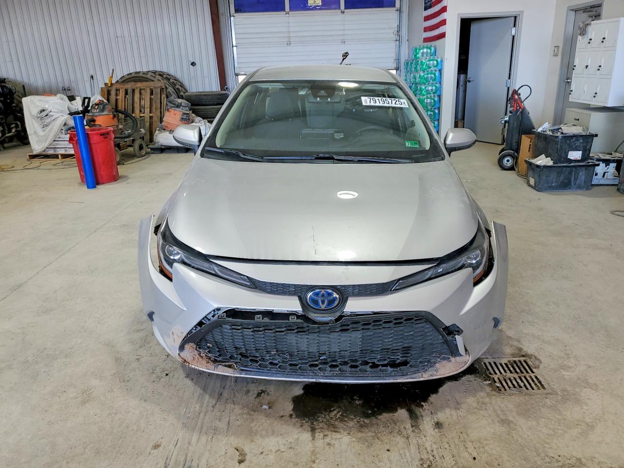2020 Toyota Corolla Hybrid Le - Image 5