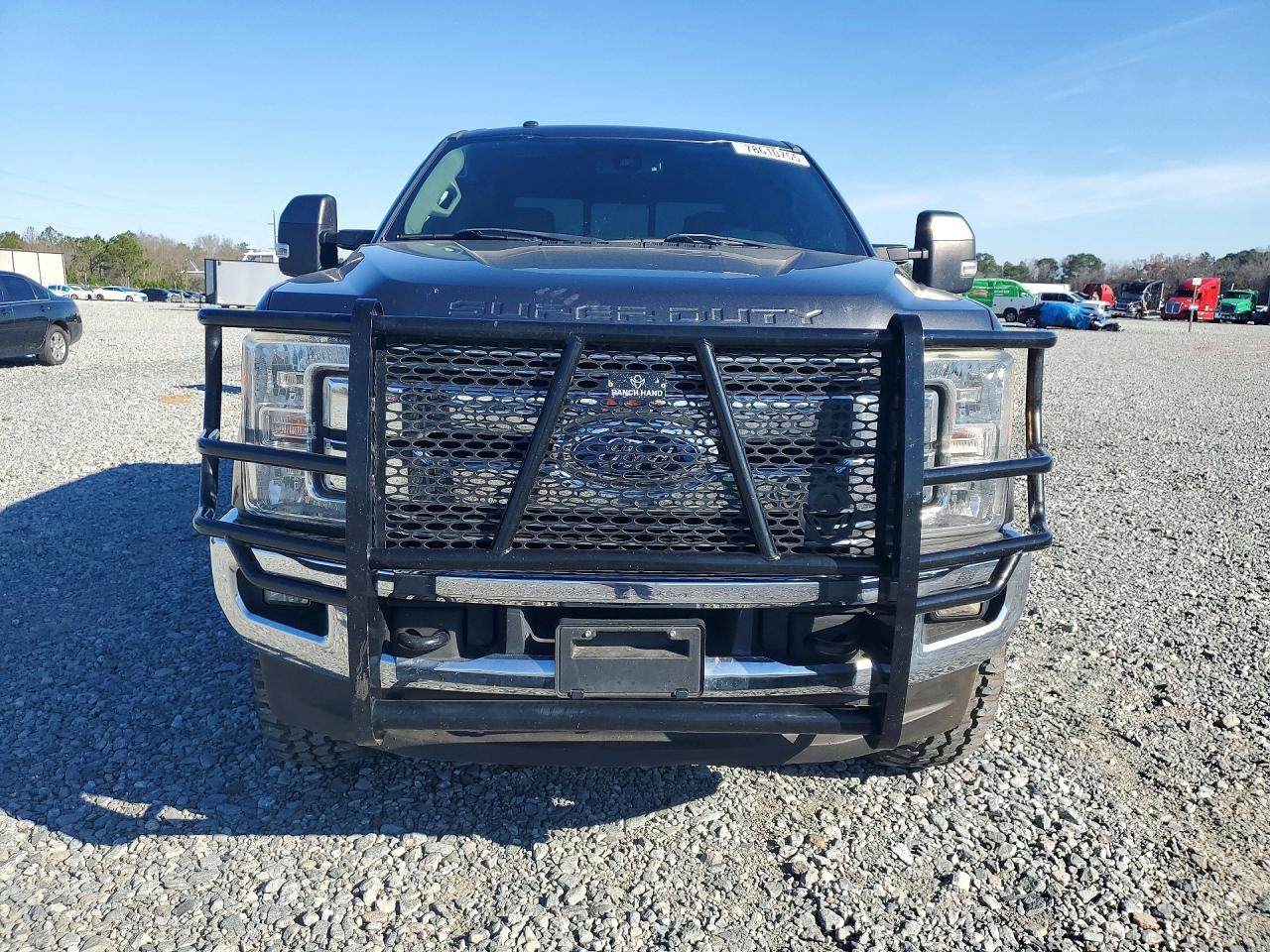 2017 Ford F250 Super Duty - Фото 5