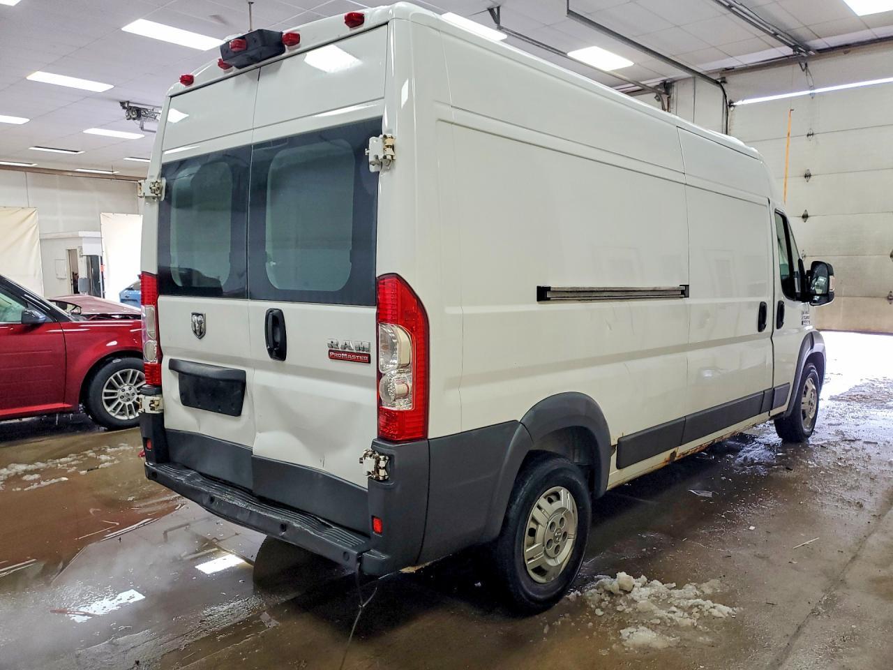 2014 Ram Promaster 2500 Delivery Van - Фото 3