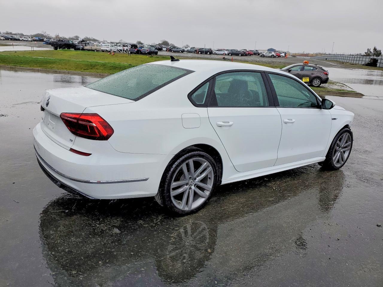 2018 Volkswagen Passat S - Image 3