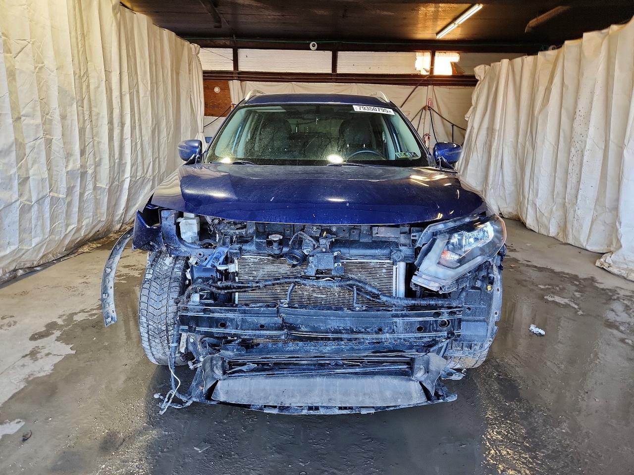 2018 Nissan Rogue Sv - Image 5