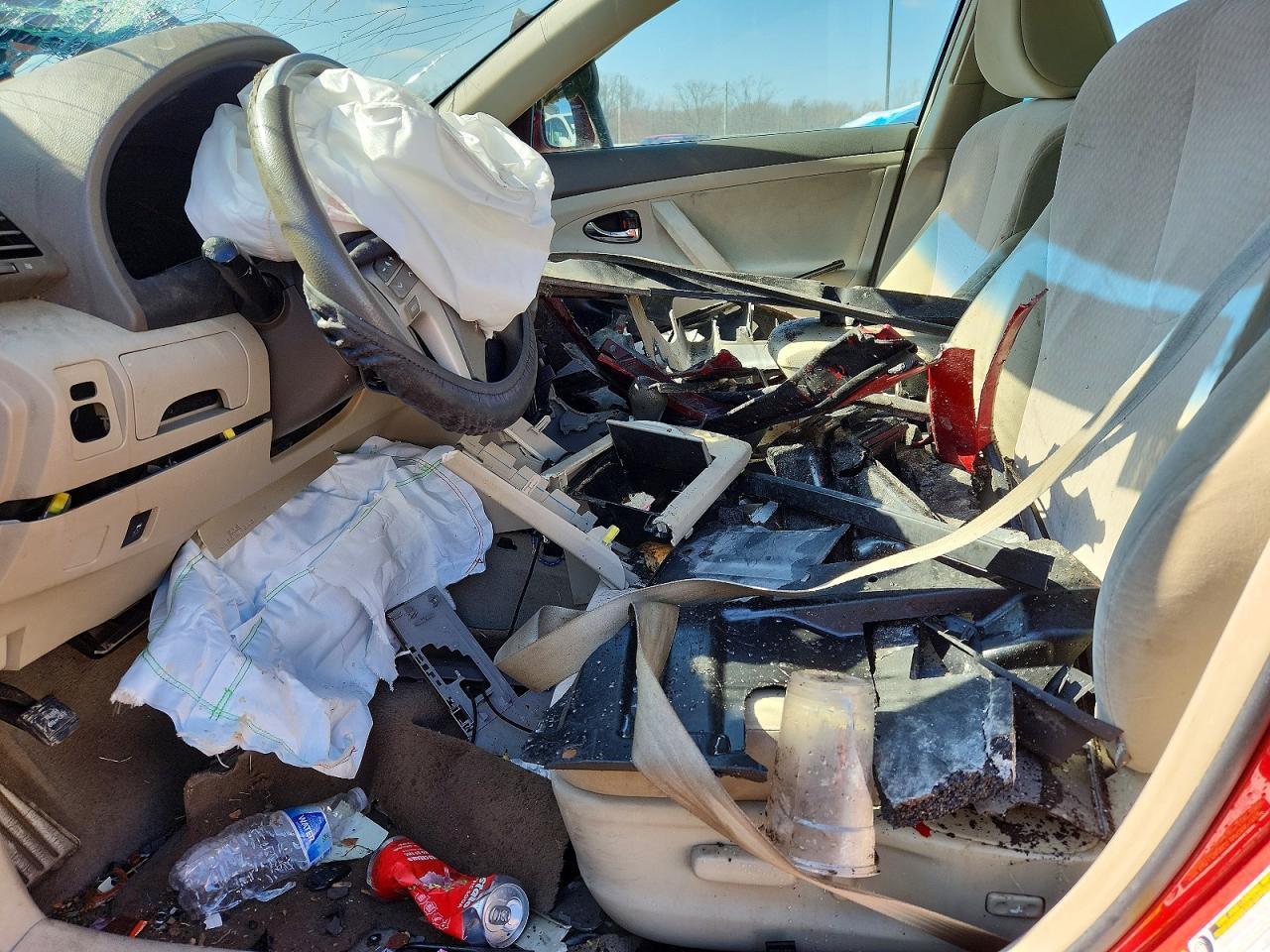 2011 Toyota Camry Le - Фото 7