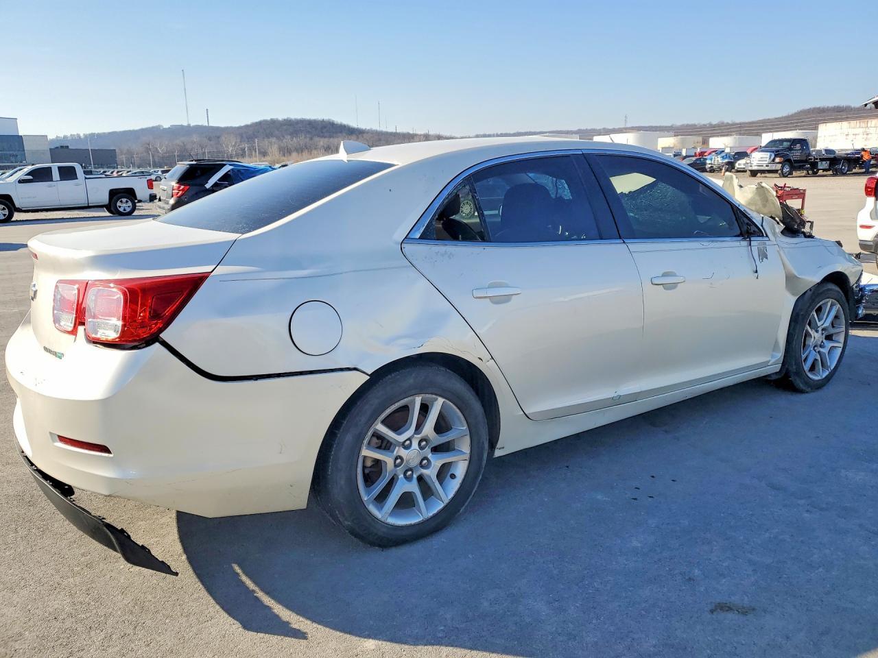 2013 Chevrolet Malibu 2Lt - Фото 3