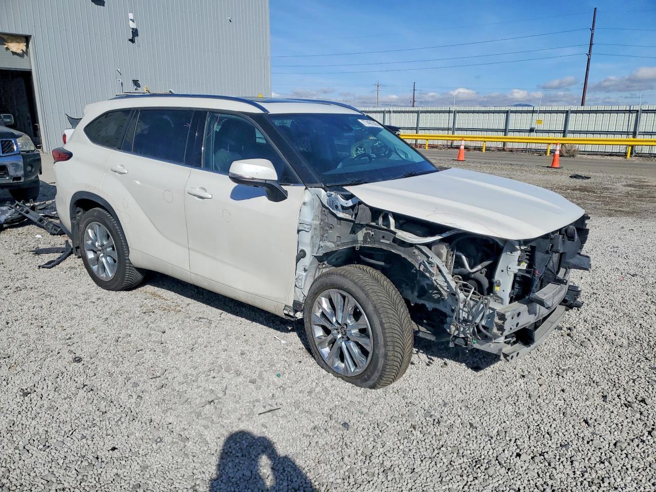 2020 Toyota Highlander Limited - Image 4