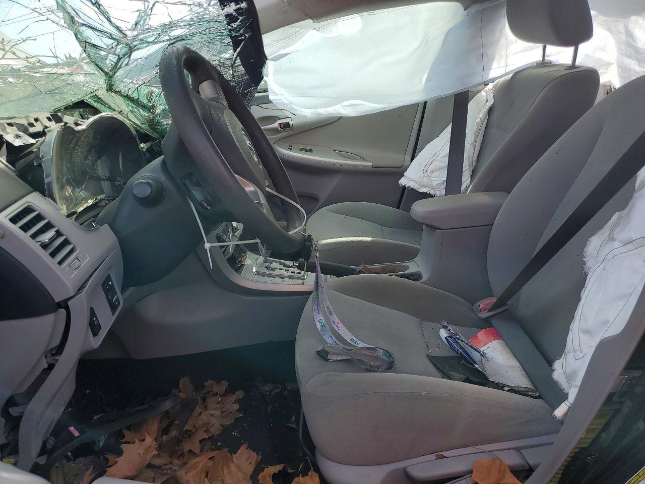 2013 Toyota Corolla Le - Фото 7