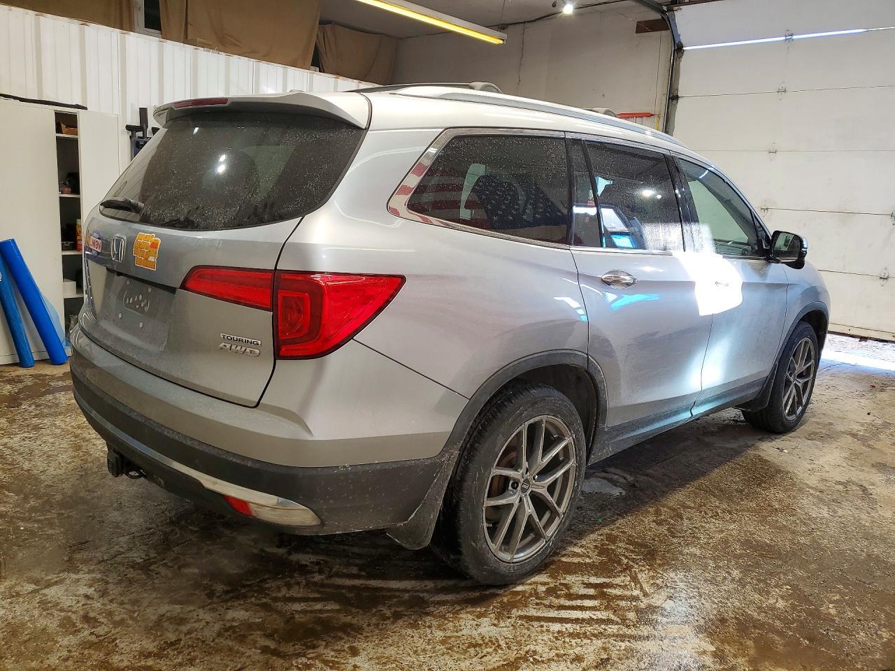 2016 Honda Pilot Touring - Фото 3