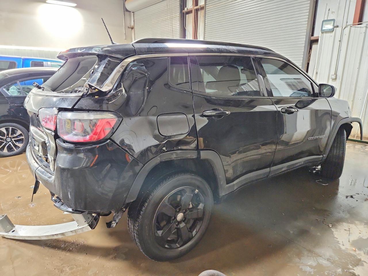 2021 Jeep Compass Latitude - Фото 3