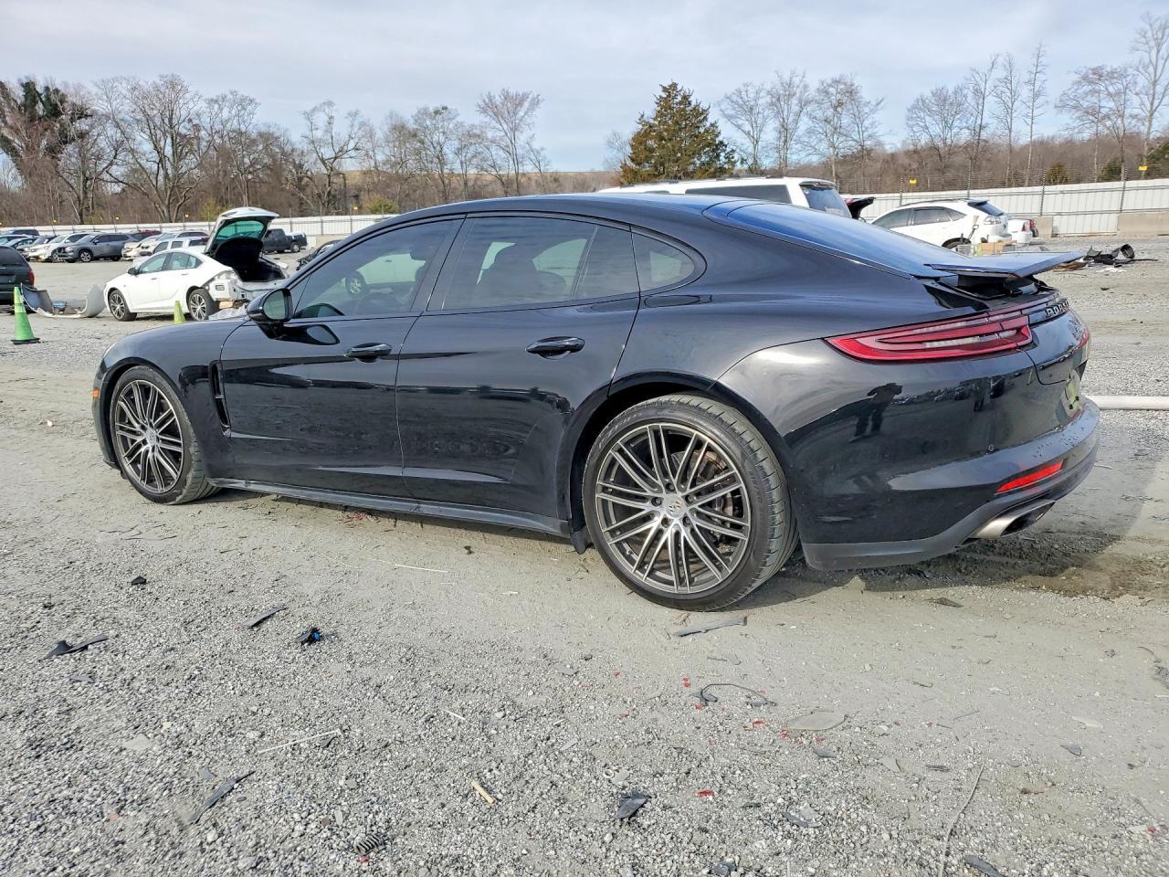 2019 Porsche Panamera Base - Фото 2
