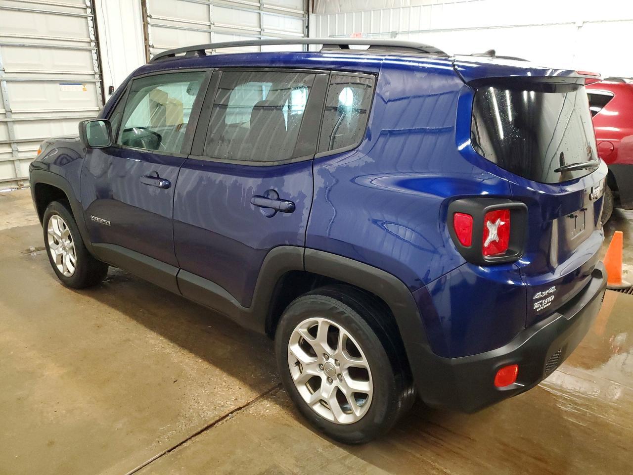 2017 Jeep Renegade Latitude - Фото 2