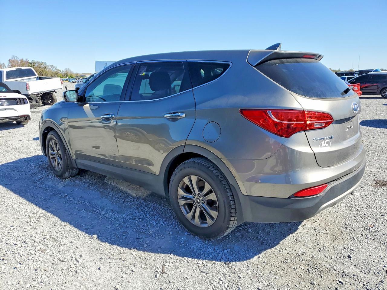 2014 Hyundai Santa Fe Sport - Фото 2
