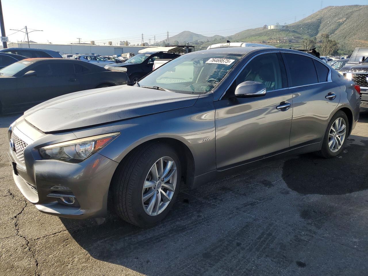 2016 Infiniti Q50 Base