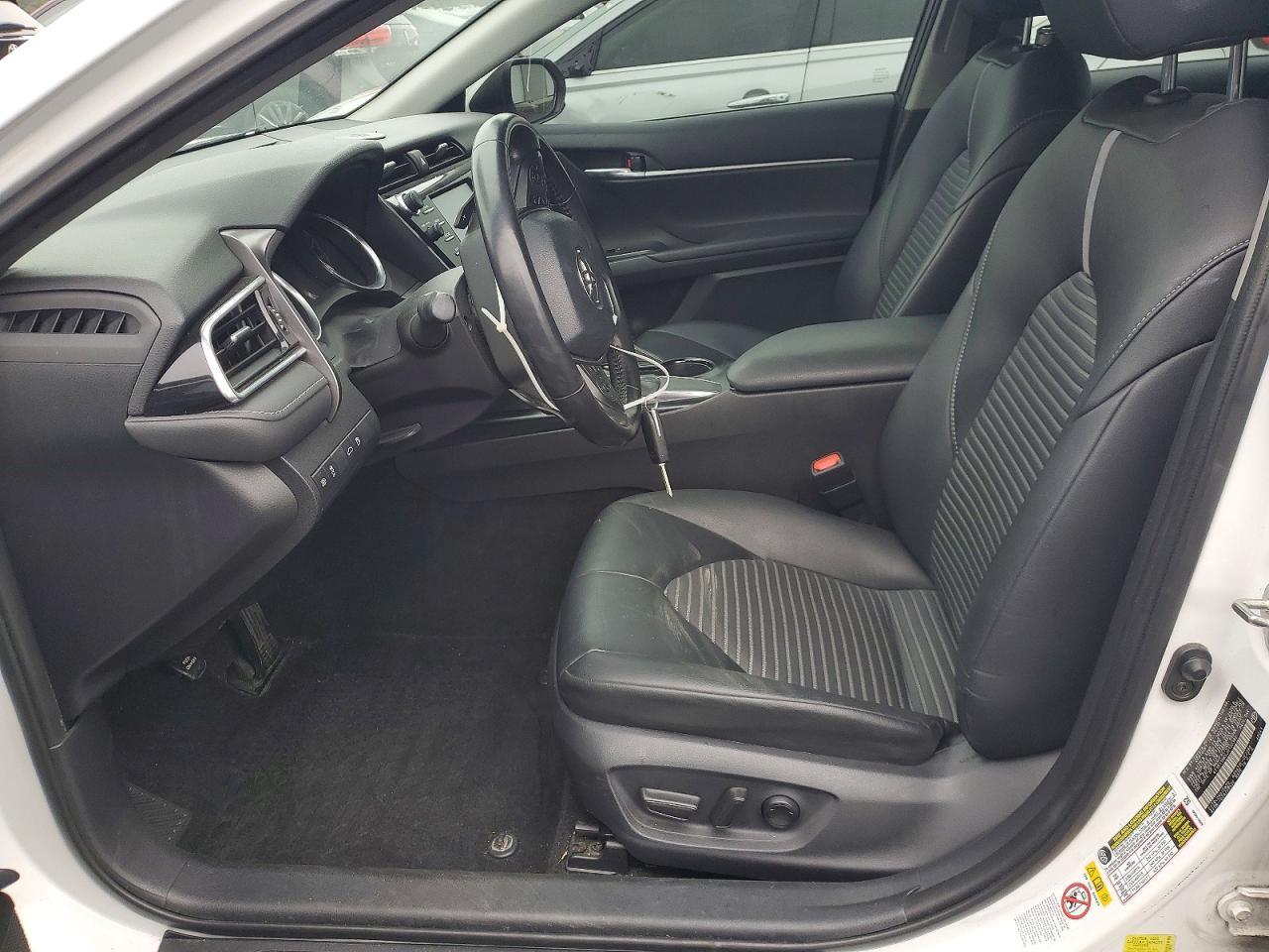 2018 Toyota Camry L - Фото 7
