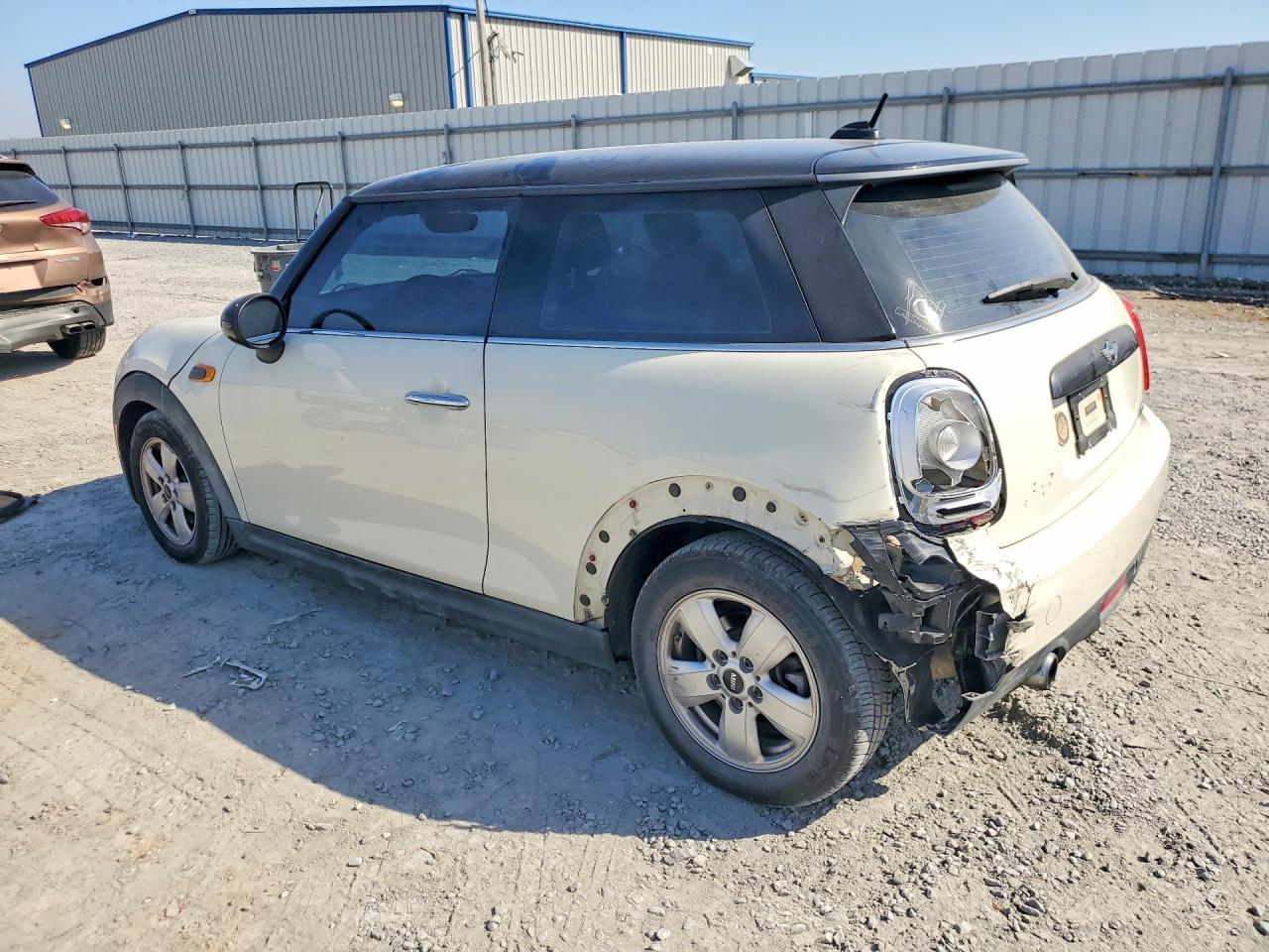 2016 Mini Cooper - Фото 2