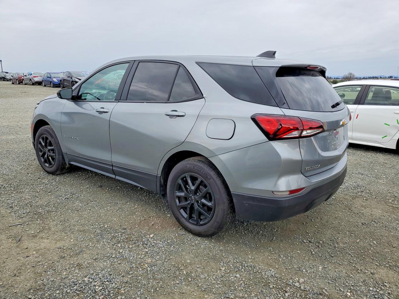 2024 Chevrolet Equinox Ls - Фото 2