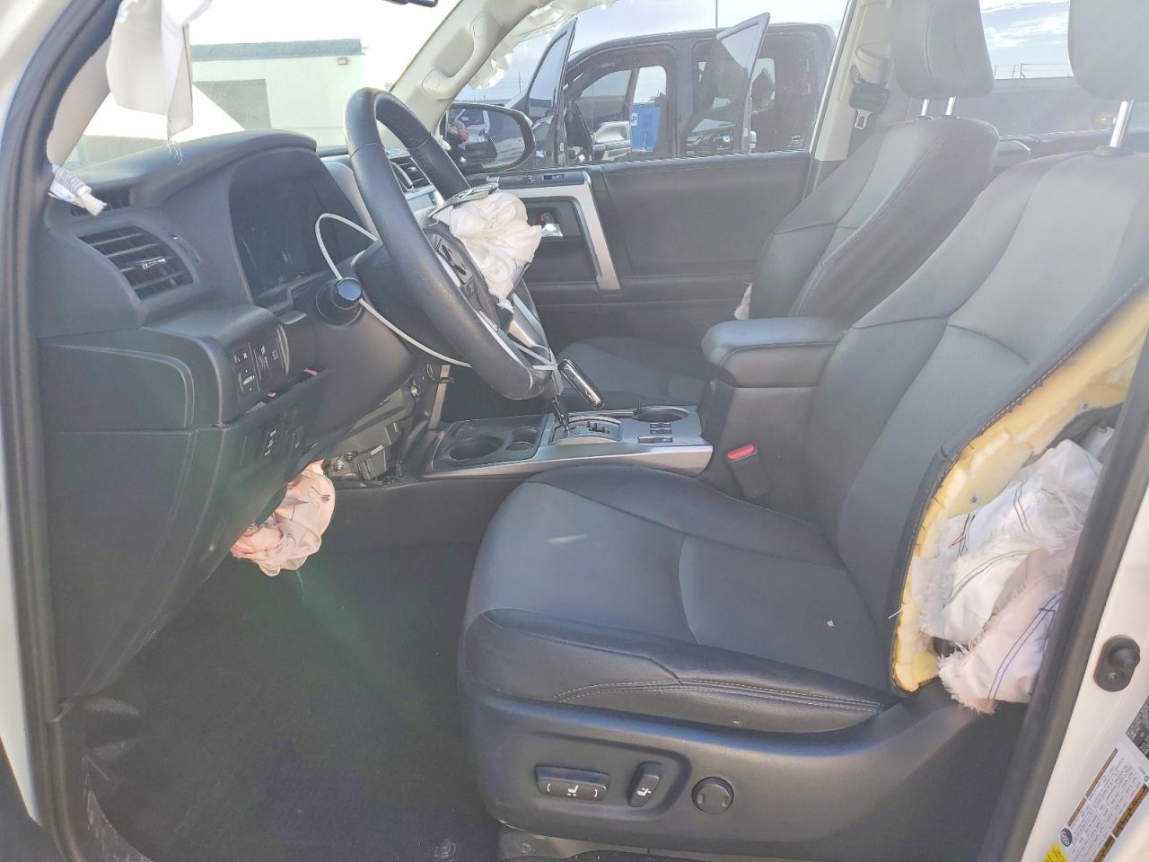 2022 Toyota 4Runner Sr5 - Фото 7