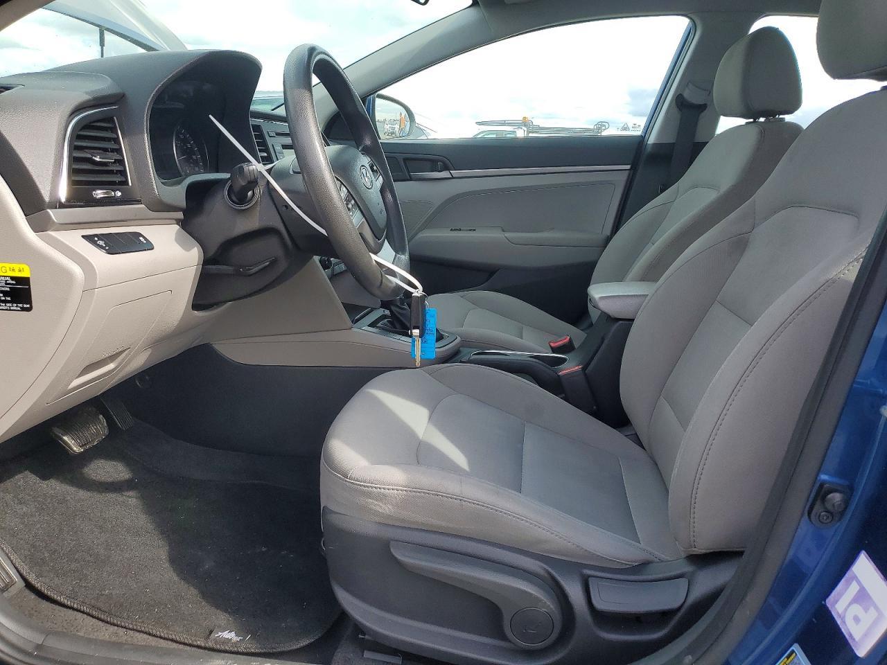 2017 Hyundai Elantra Se - Image 7