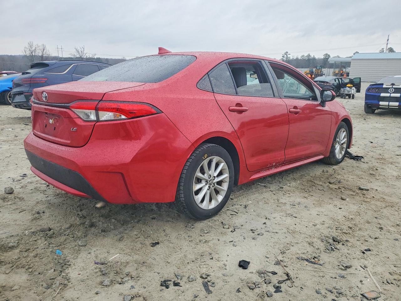 2021 Toyota Corolla Le - Фото 3
