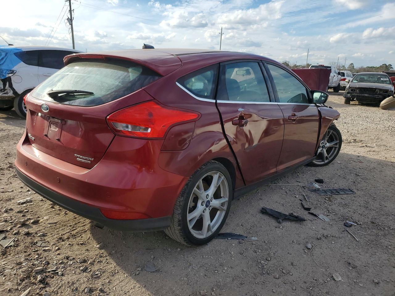 2015 Ford Focus Titanium - Фото 3