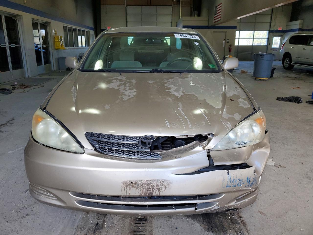 2004 Toyota Camry Le - Фото 5