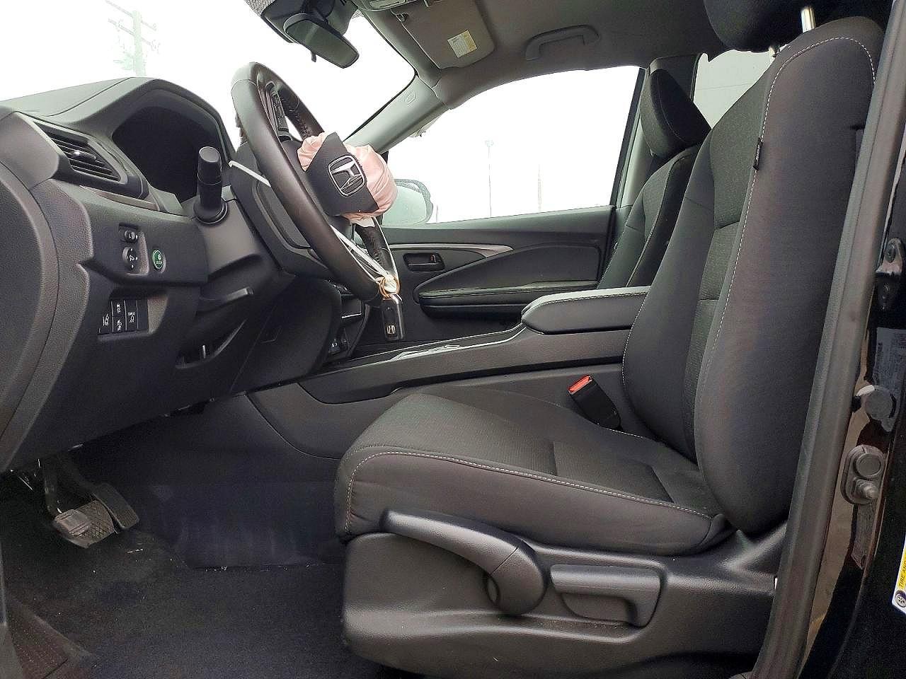 2025 Honda Ridgeline Sport - Фото 7